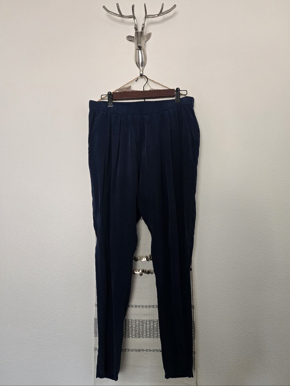 Gypsy 05 Global Village Silk Jogger Pants Navy Blue Tailored S Luxe